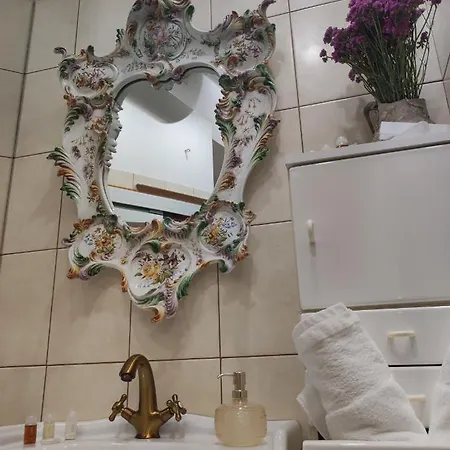 Royal Heritage In Center Apartment *