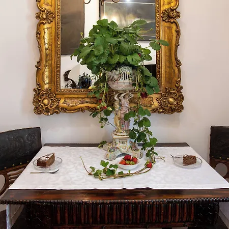 Royal Heritage In Center Appartement