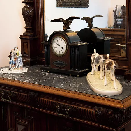 Royal Heritage In Center Apartment