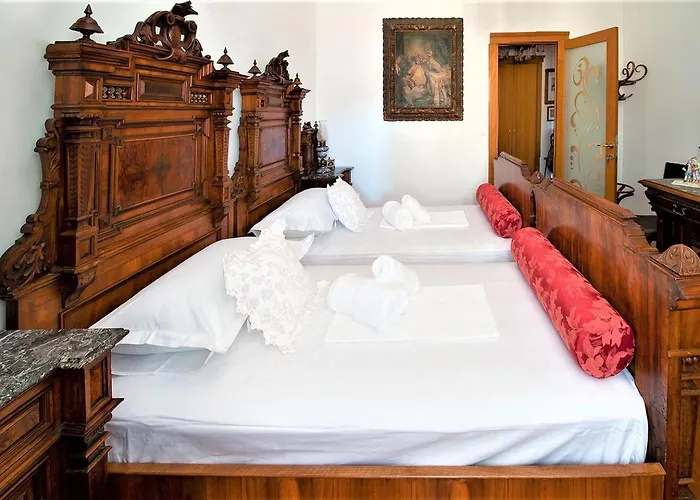 Royal Heritage In Center *